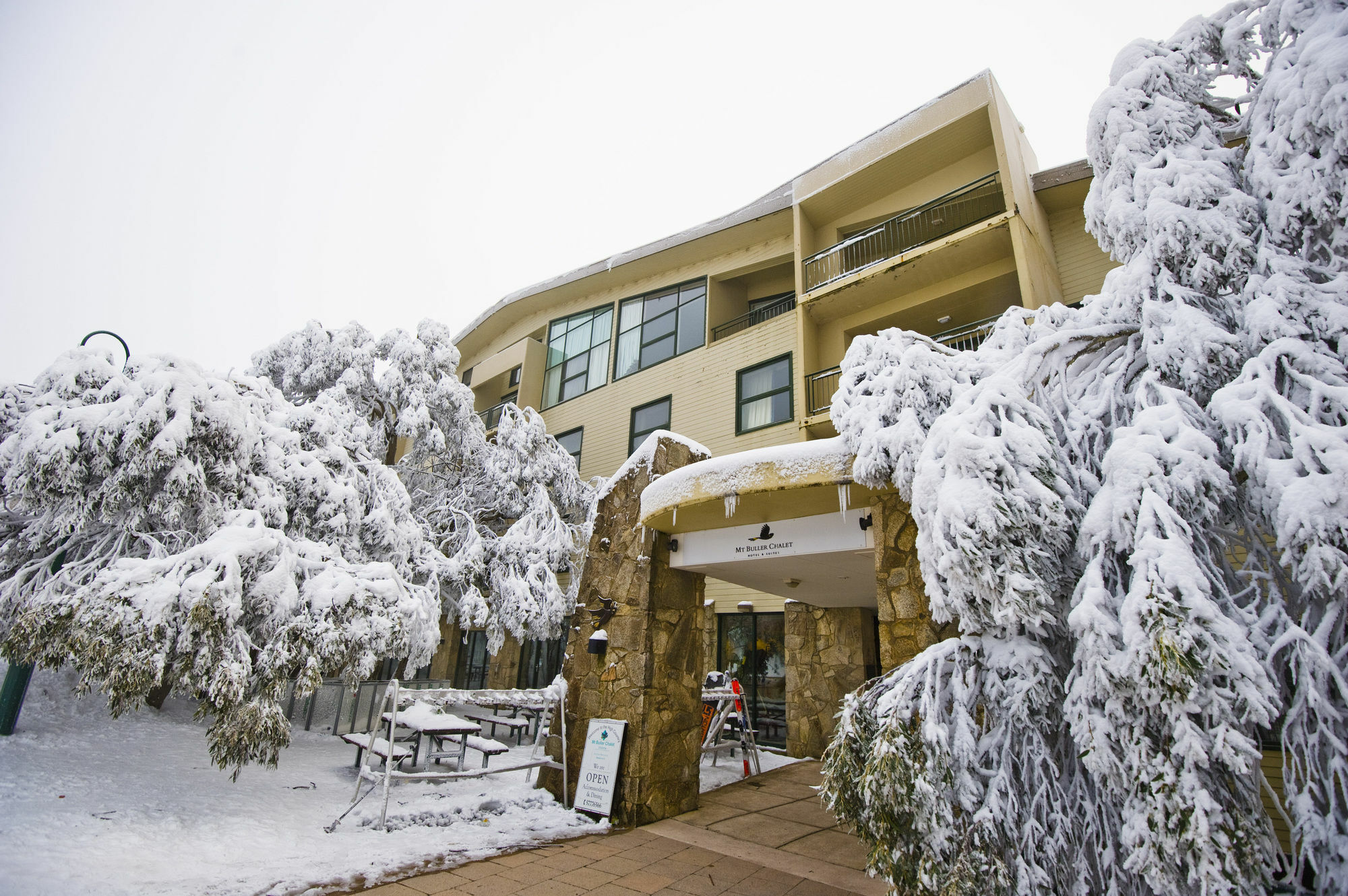 Mt Buller Chalet Hotel & Suites Mount Buller Kültér fotó